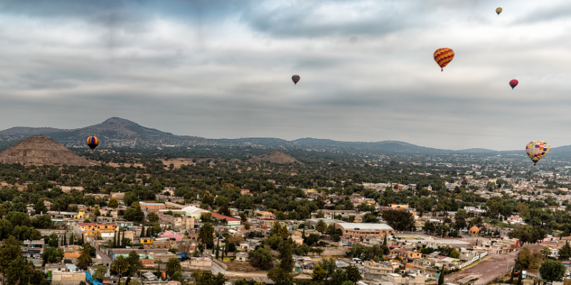 Volar en globo en Teotihuacán