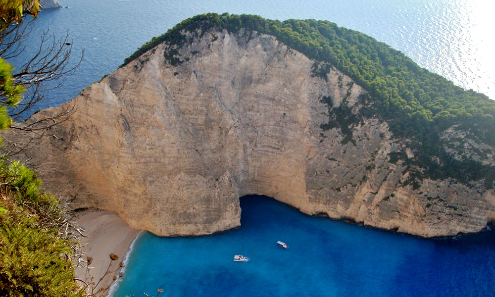 Navagio, la mejor playa del planeta te está esperando