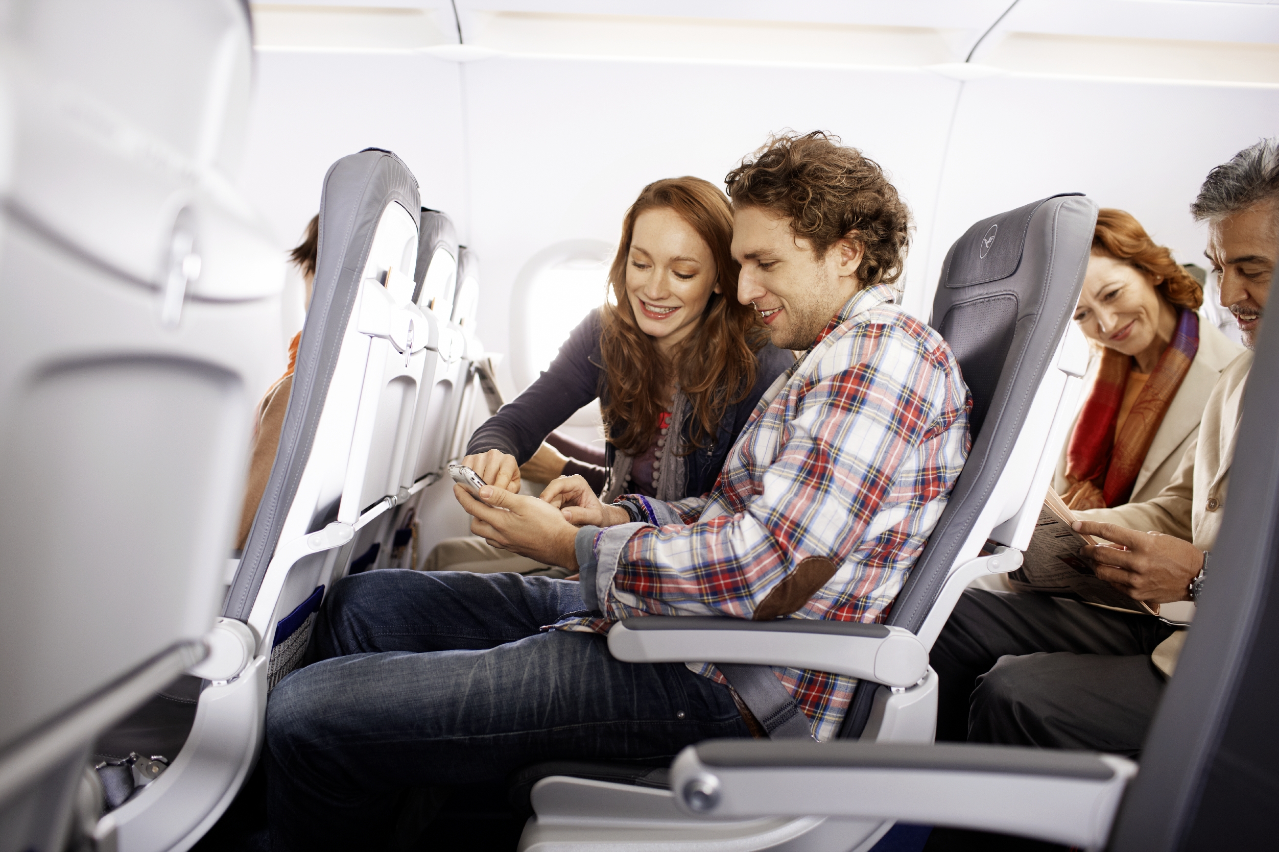 Tips para evitar el síndrome de clase turista, un padecimiento peligro