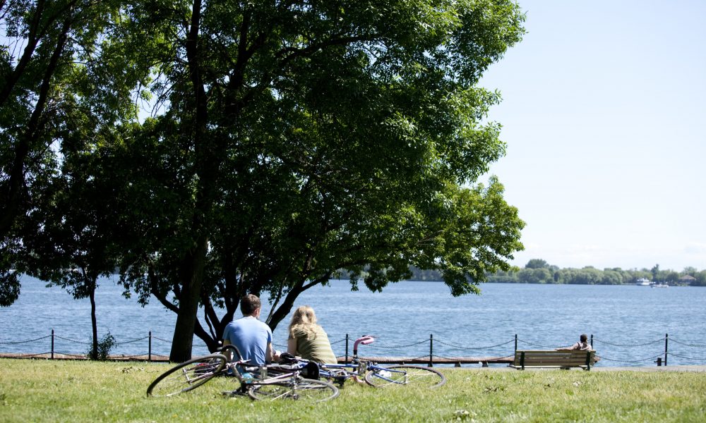 Cómo llegar y cómo desplazarte en Toronto, Canadá