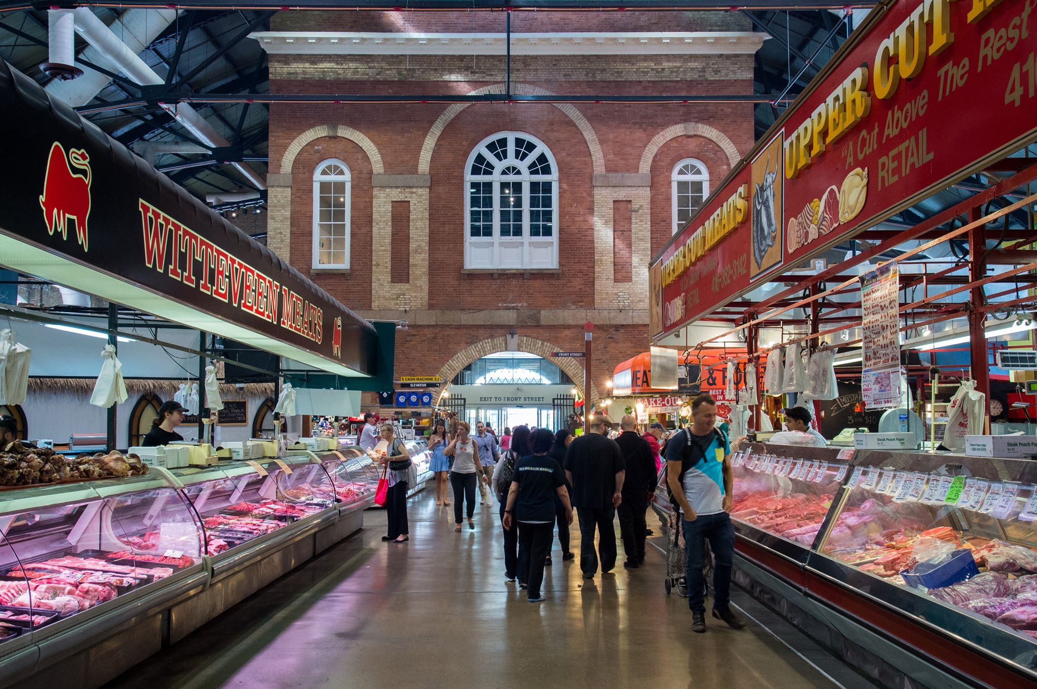 Los-mercados-más-impresionantes-del-mundo-St.-Lawrence-Market