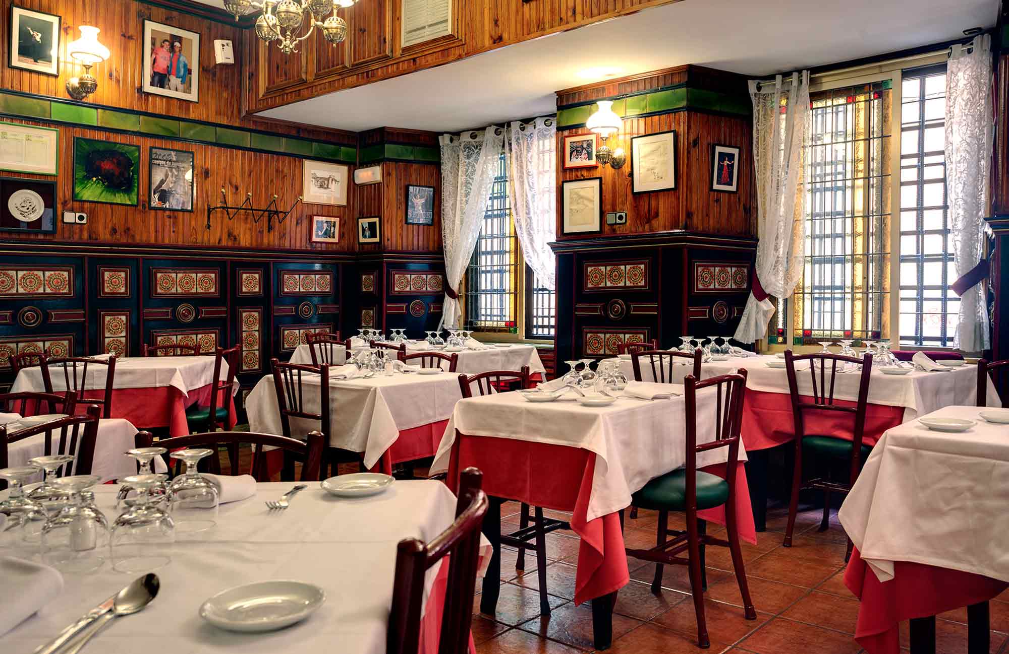 Qué y dónde comer en Madrid, España