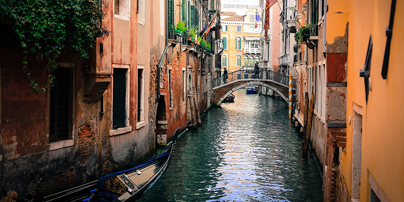 cuánto cuesta ir a Venecia