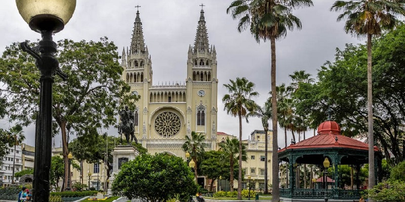 Guayaquil, la puerta de entrada a las islas Galápagos con Aeroméxico