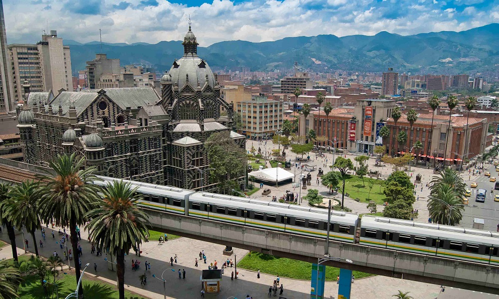 Guía para viajar a Medellín