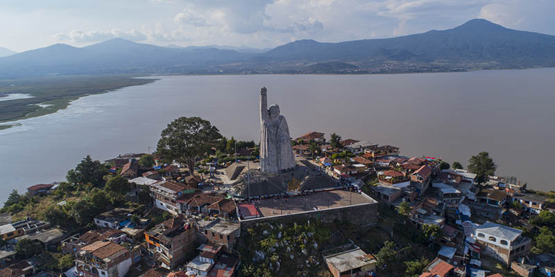 Tendrás una impresionante vista de las las islas del lago de Pátzcuaro