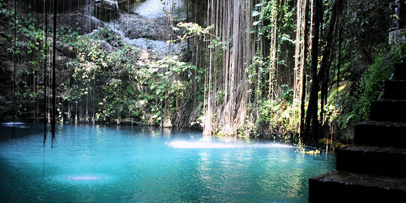 Uno de los cenotes de Cuzama