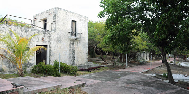 También puedes aprovechar para viajar a Isla Mujeres