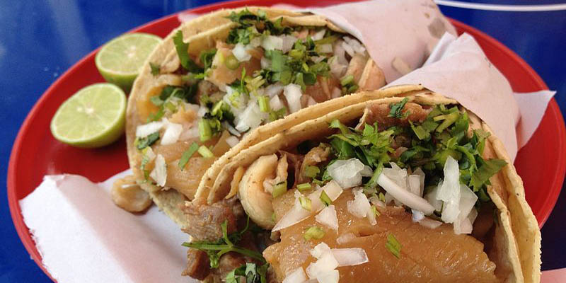 tacos-tradicioneles-de-mexico-carnitas