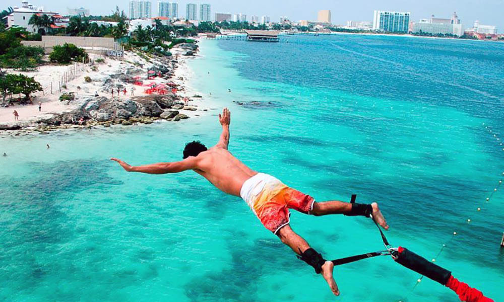 playa-tortugas-cancun-salto-bungee