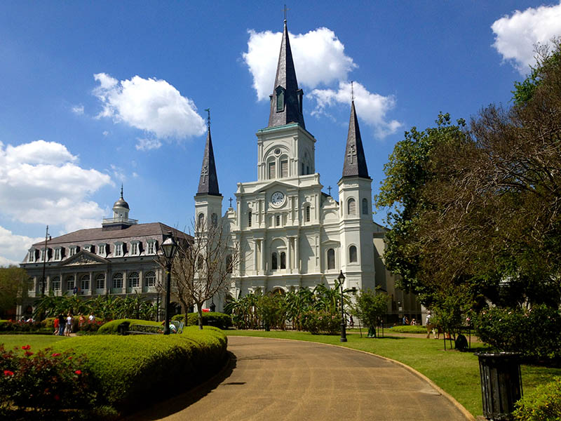 La bella catedral de la ciudad