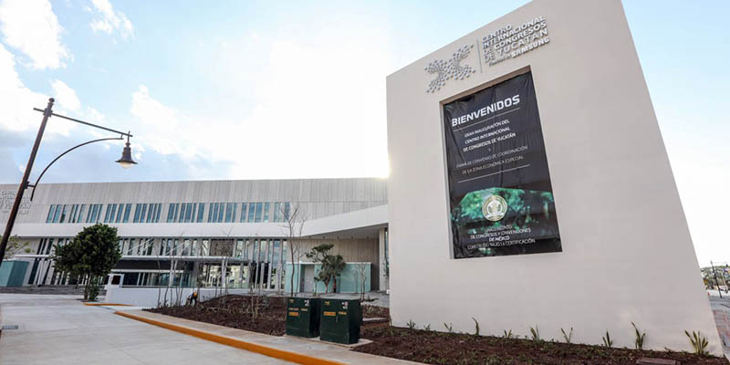 Centro de Convenciones Yucatán Siglo XXI.