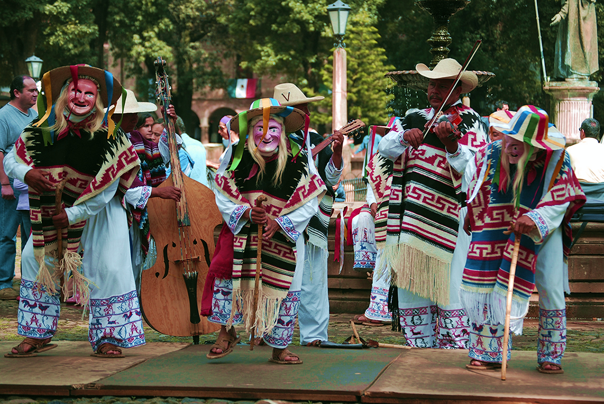 Danza de los viejitos