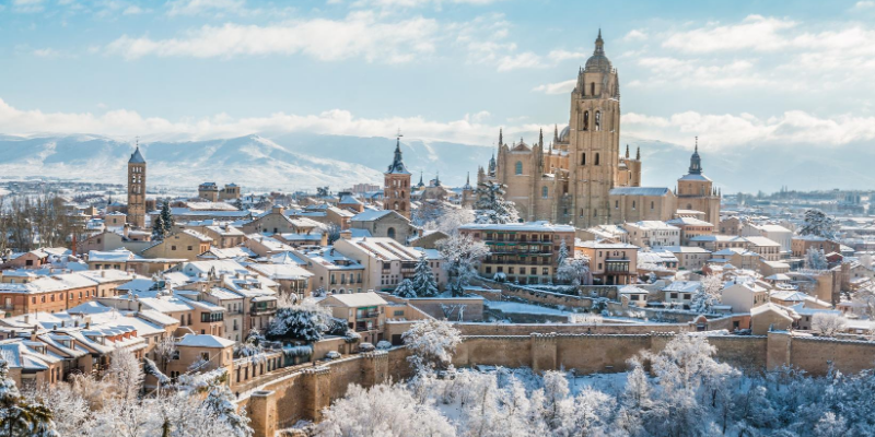 ¿Qué saber antes de viajar a España?