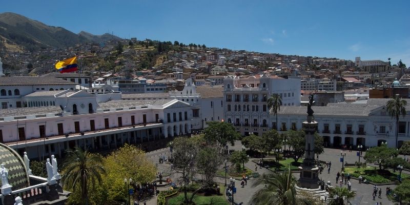 Quito, ¿un destino de pisa y corre?