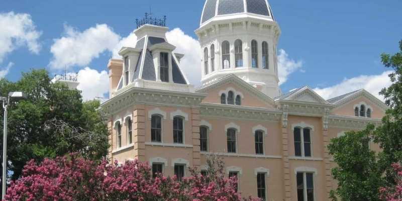 lugares que visita en san antonio texas