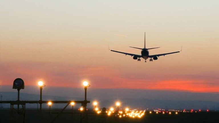 ¿Cuáles son los requisitos para viajar en avión a Estados Unidos ...