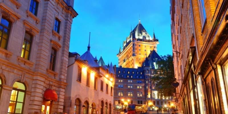 quebec city vuelos