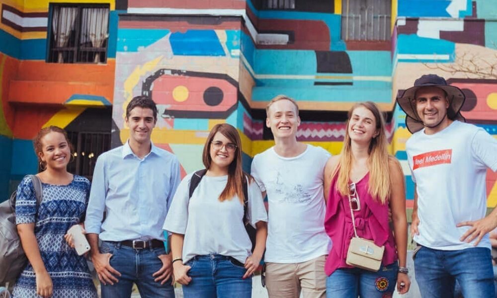 Sabores del barrio: tour gastronómico en Medellín