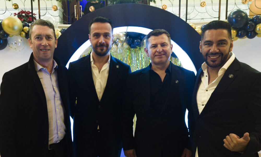 25 años de Mega Travel