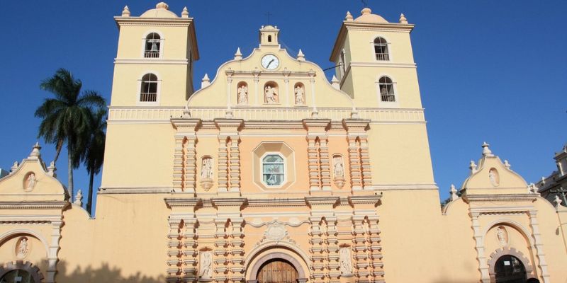 catedral de san miguel arcángel en honduras