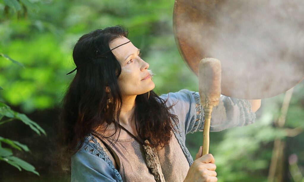 chaman en Amazonía Peruana