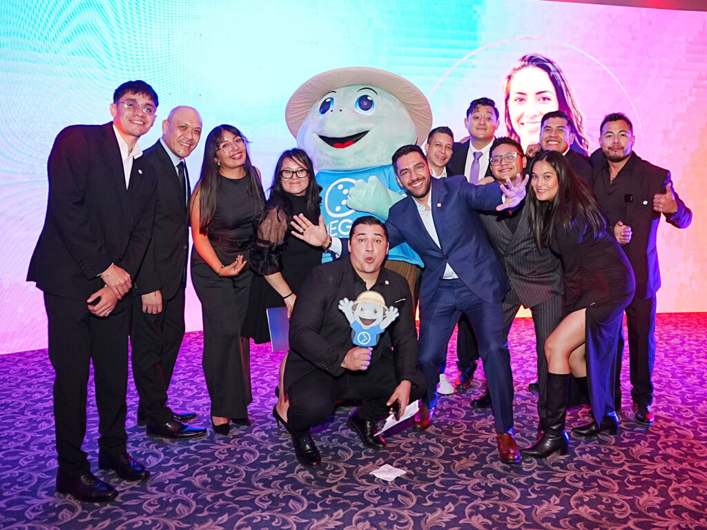 mega travel equipo de marketing