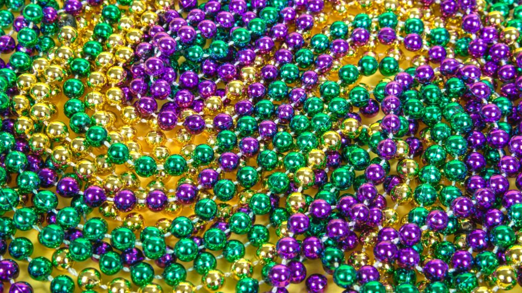 mardi-gras-travel-report-collares