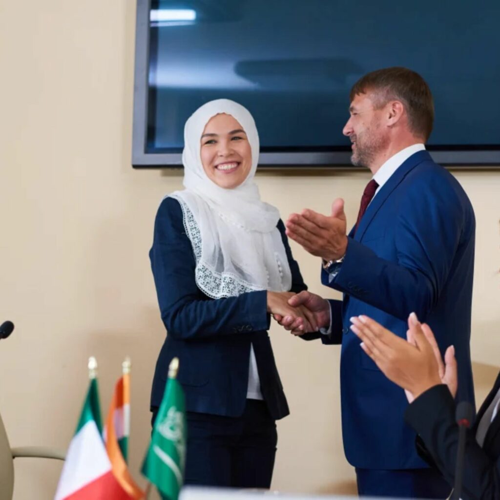 arabia interaccion mujer