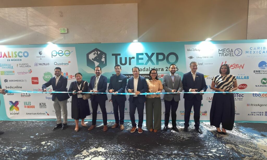 TurExpo-Guadalajara-organizacion-staff-