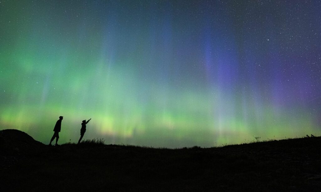 auroras-boreales-una-extension-para-mirar-el-cielo-destination-british-columbia